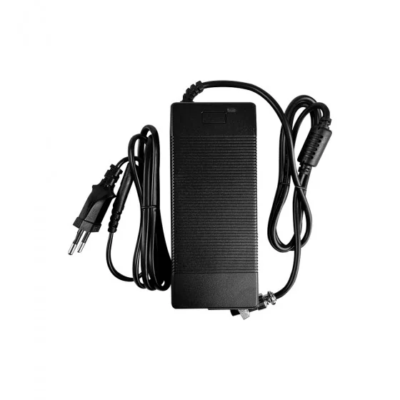 Chargeur 36V ➡️ 42V / 2A (connecteur GX12-3p)