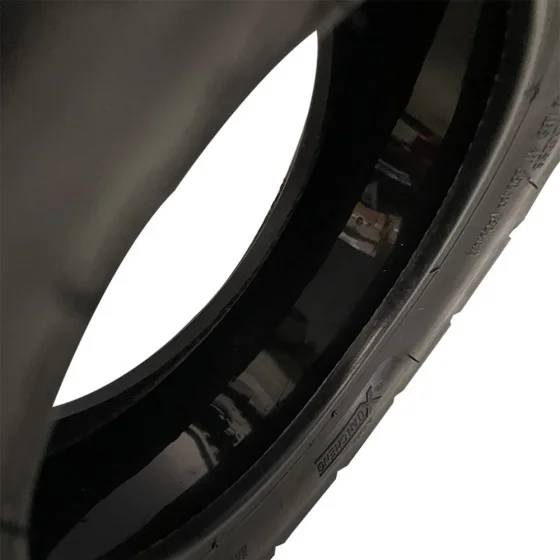 Pneu 90/65-6.5 tubeless + gel anti crevaison